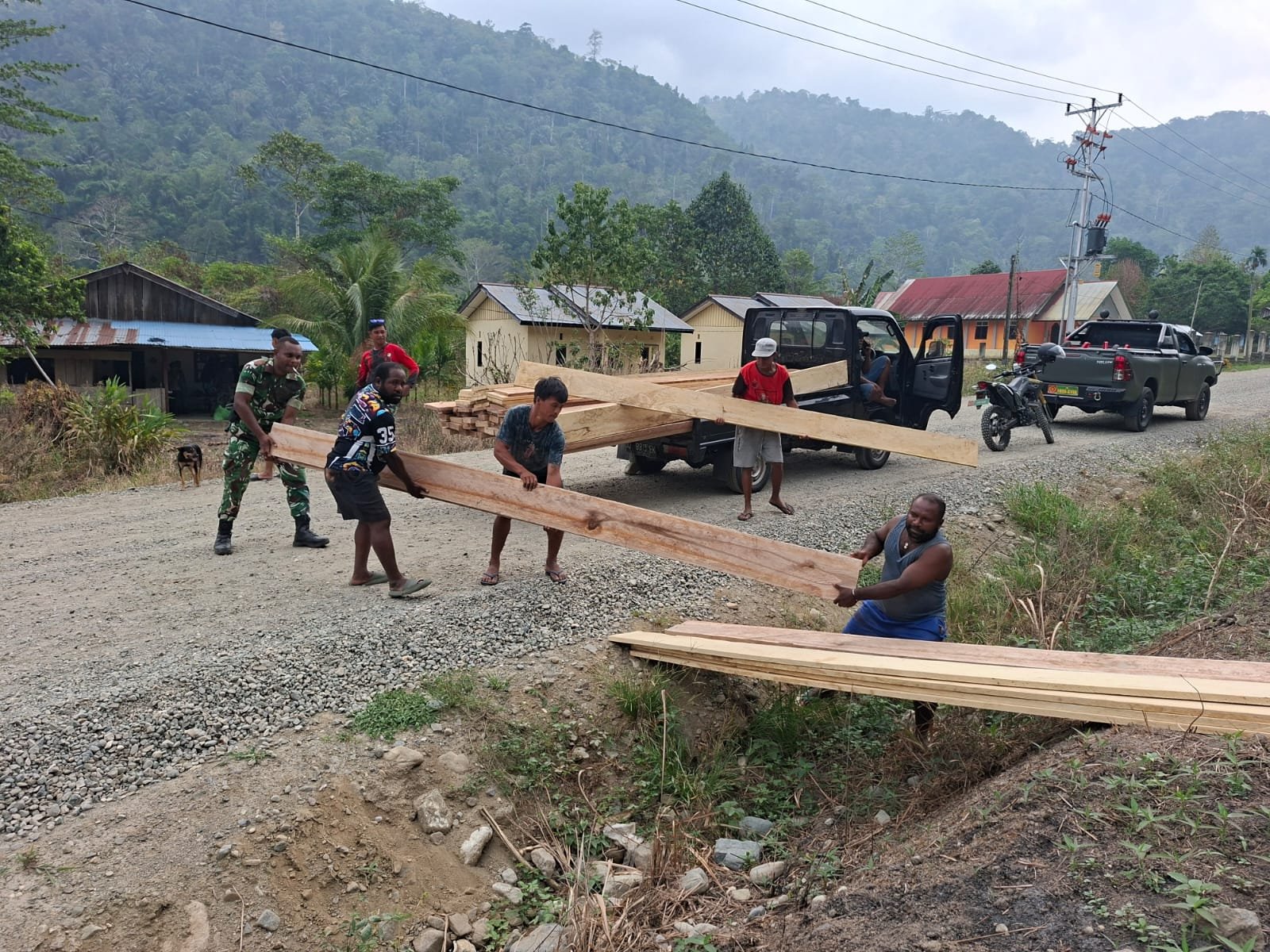 Kampung Yamboi Selenggarakan Aksi Bersama TNI Pasca Pembukaan TMMD ke-130